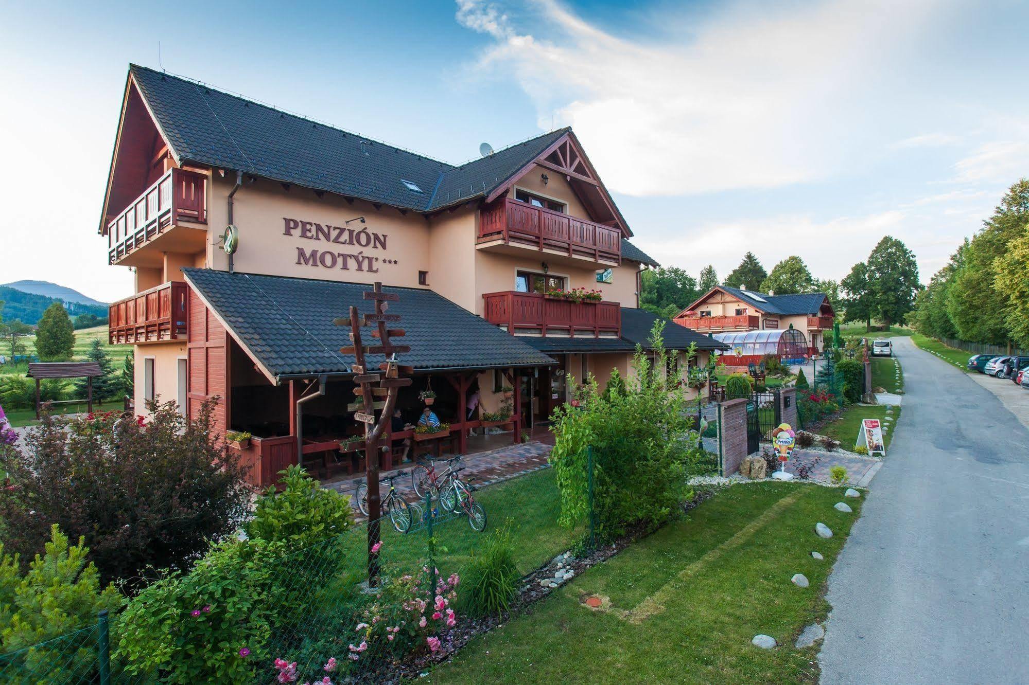 Penzion Motyl Liptovska Tepla Exterior photo